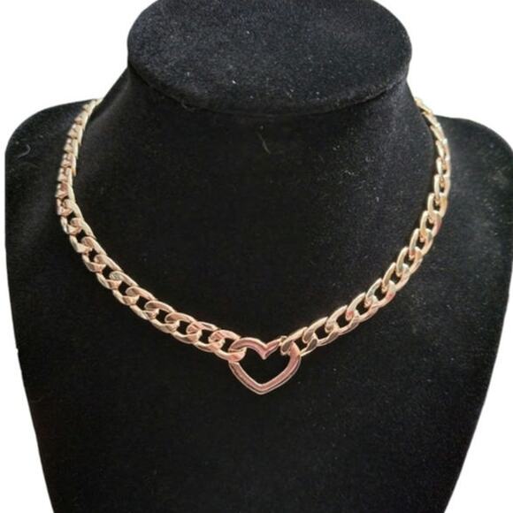 Jewelry - Stainless steel gold cuban chain choker necklace with heart